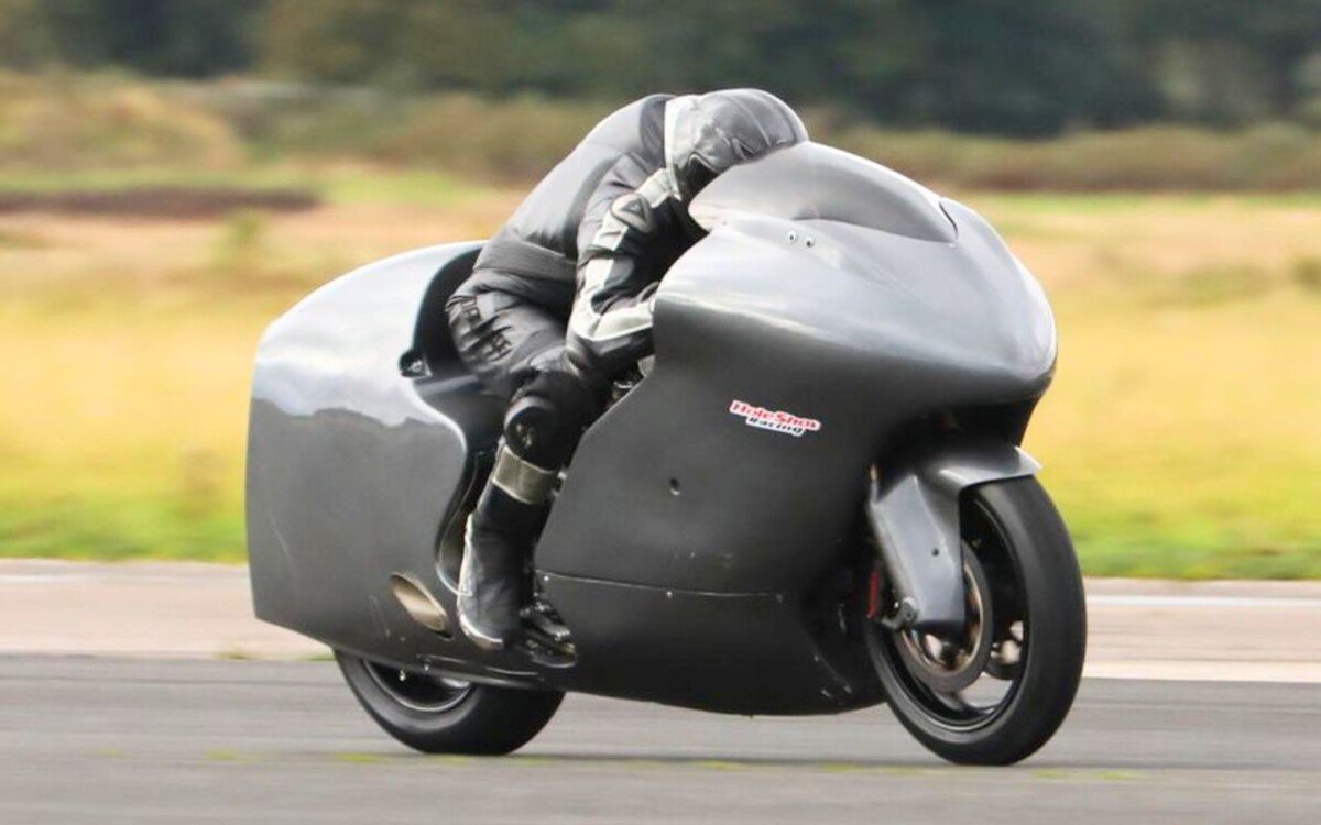 Guy Martin révèle la raison étonnante qui l’a poussé à consommer des drogues en poursuivant ses rêves au TT