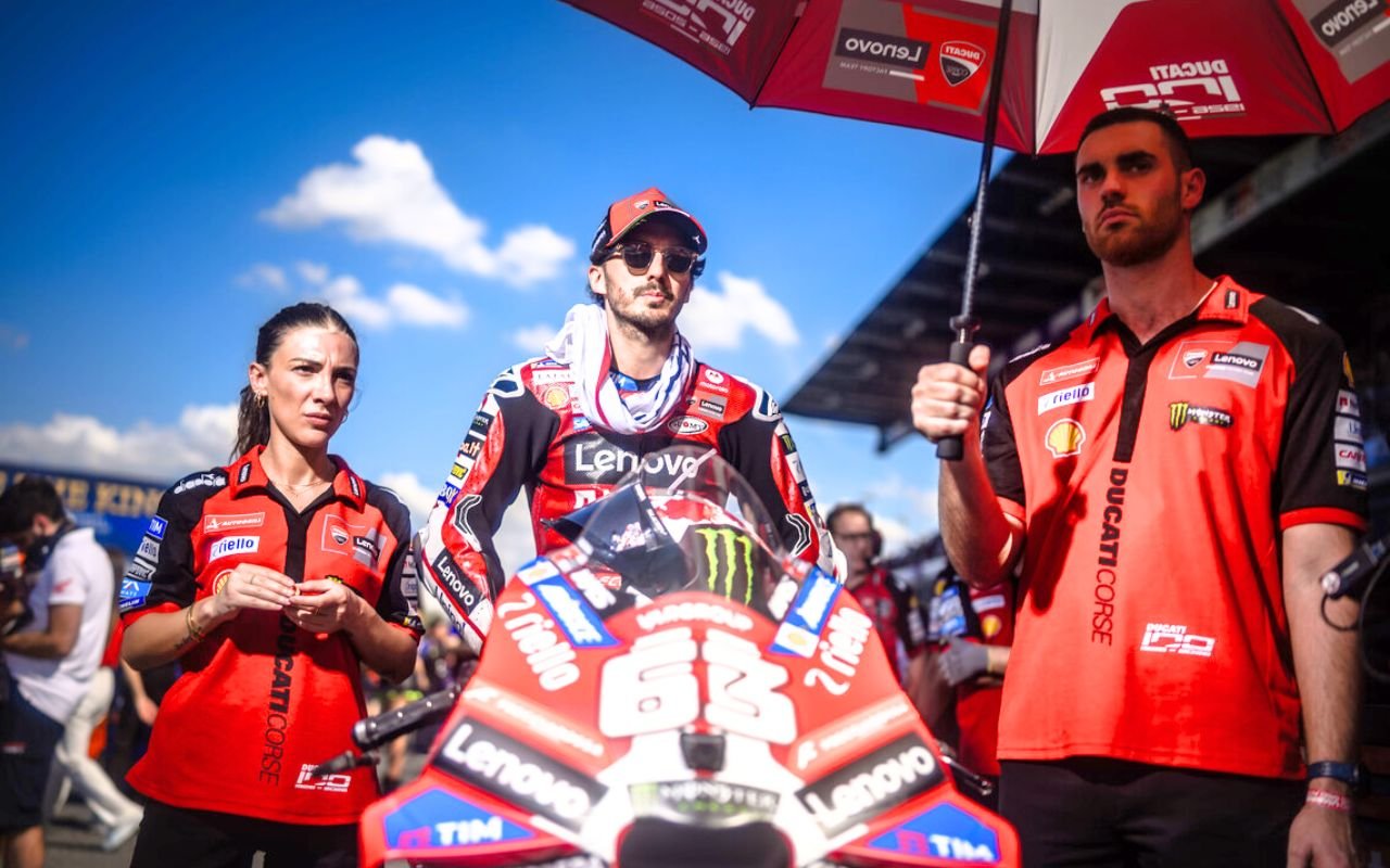 « Si une Aprilia me percute, c’est ma jambe qui y passe » : Pecco Bagnaia revient sur l’accident qui a bouleversé sa carrière en MotoGP